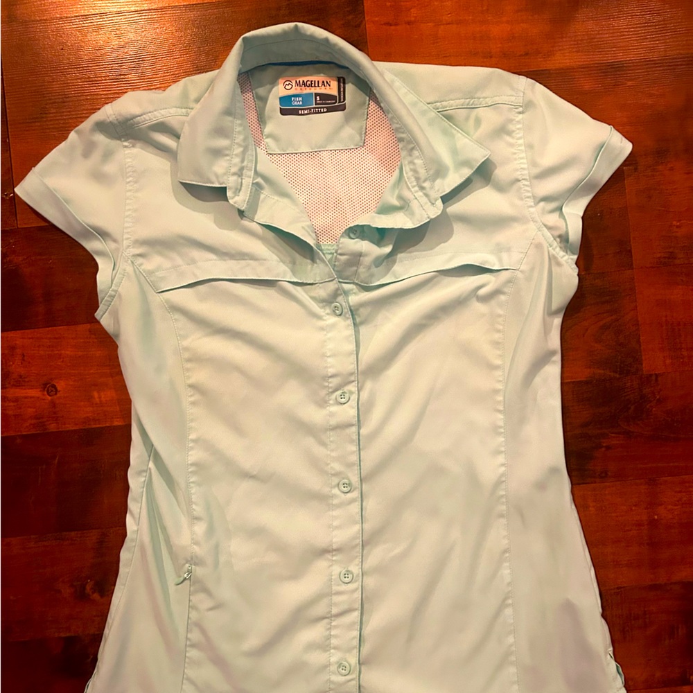 Teal Magellan Ladies Fishing Shirt size Small